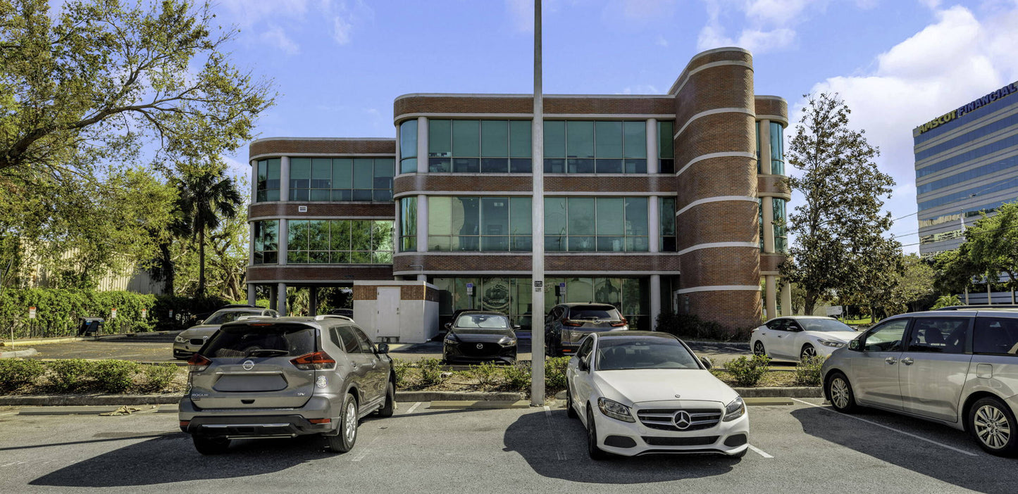 For Lease: 701 N Westshore Blvd, Tampa, FL 33609