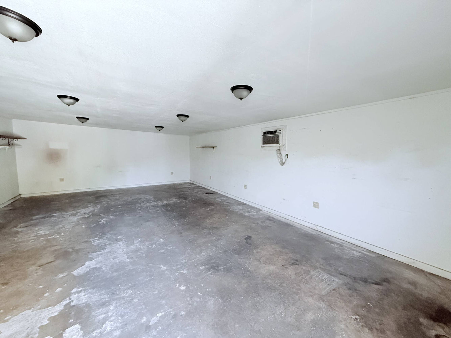 For Lease: 6219 Massachusetts Ave, New Port Richey, FL 34653