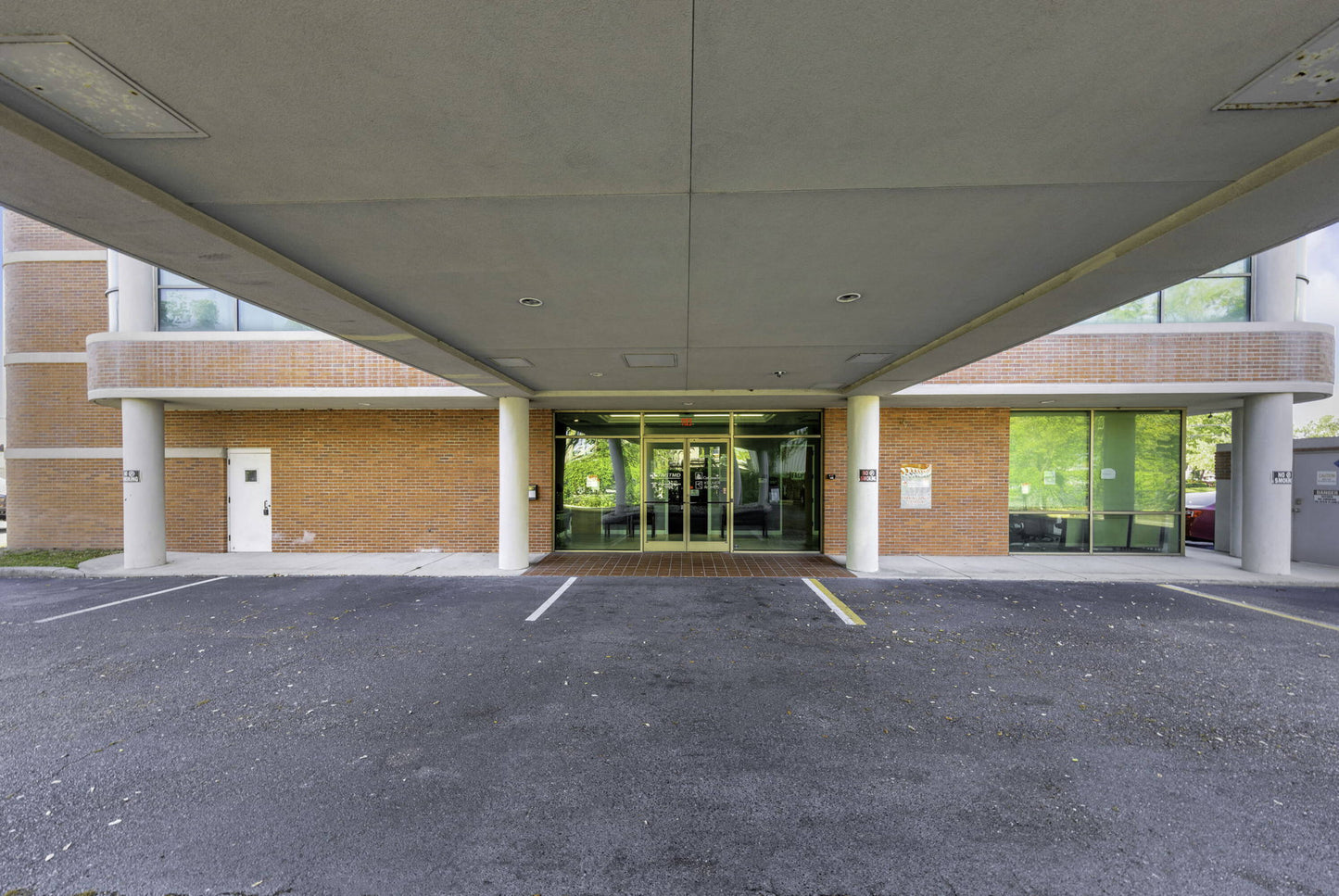 For Lease: 701 N Westshore Blvd, Tampa, FL 33609