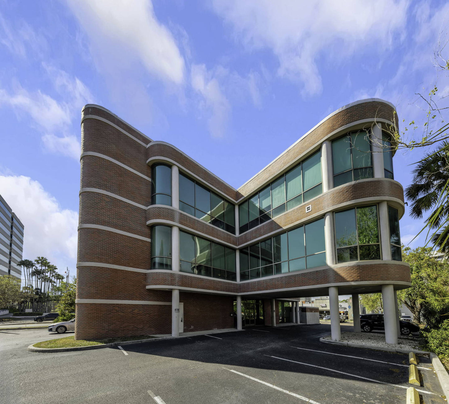 For Lease: 701 N Westshore Blvd, Tampa, FL 33609