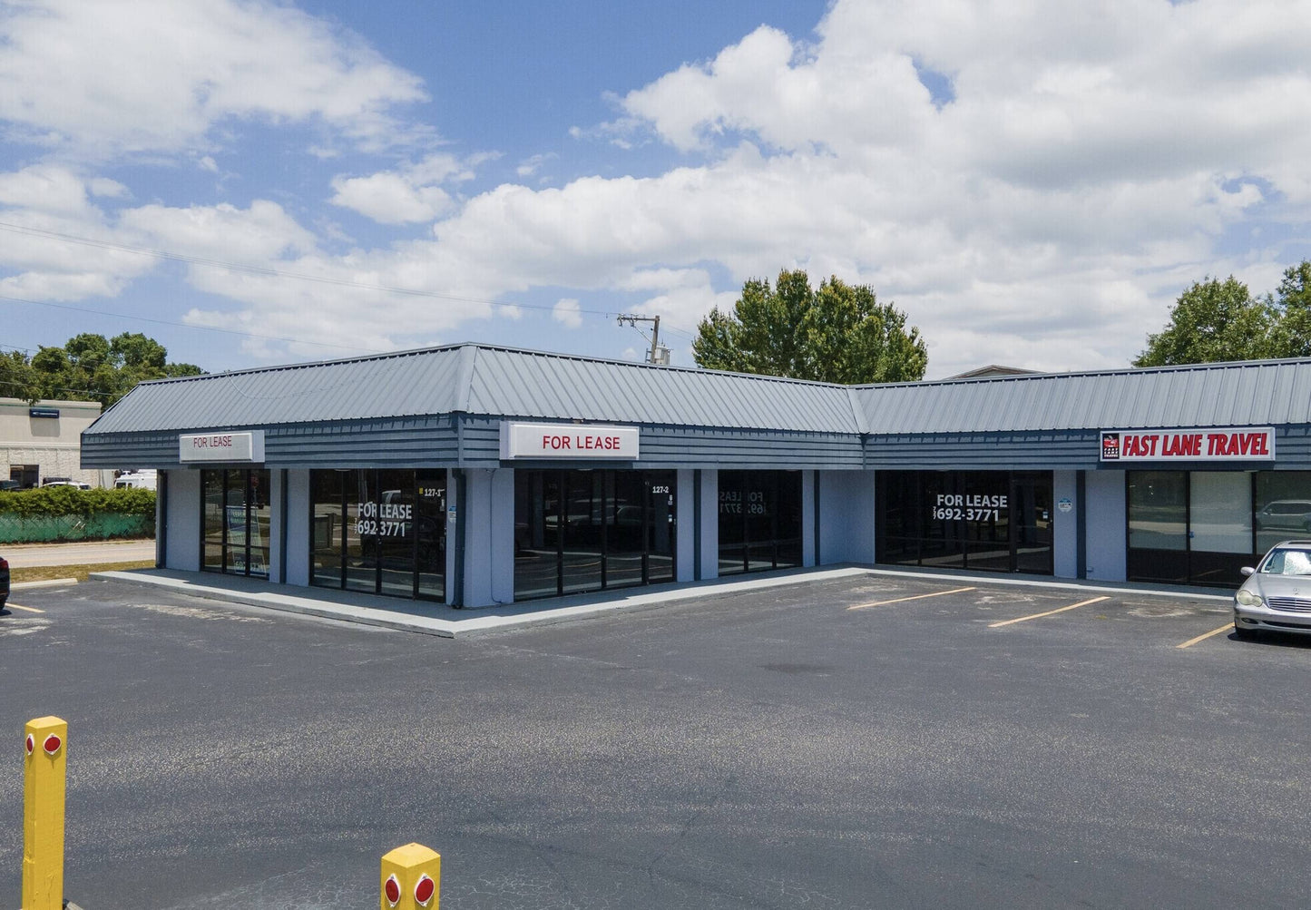 For Lease: 127 Forest Lake Blvd S Oldsmar, FL 34677