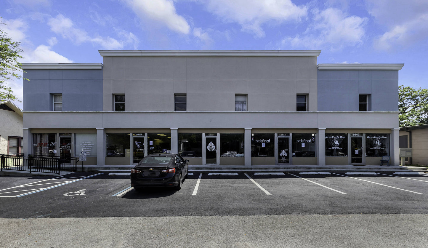 For Lease: 5844 Main St, New Port Richey, FL 34652