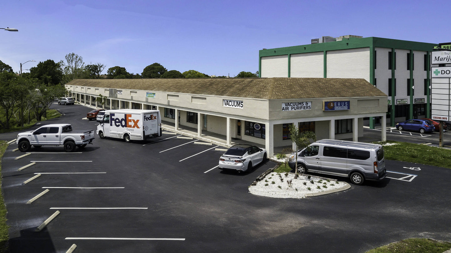 For Lease: 5609 US-19, New Port Richey, FL 34652
