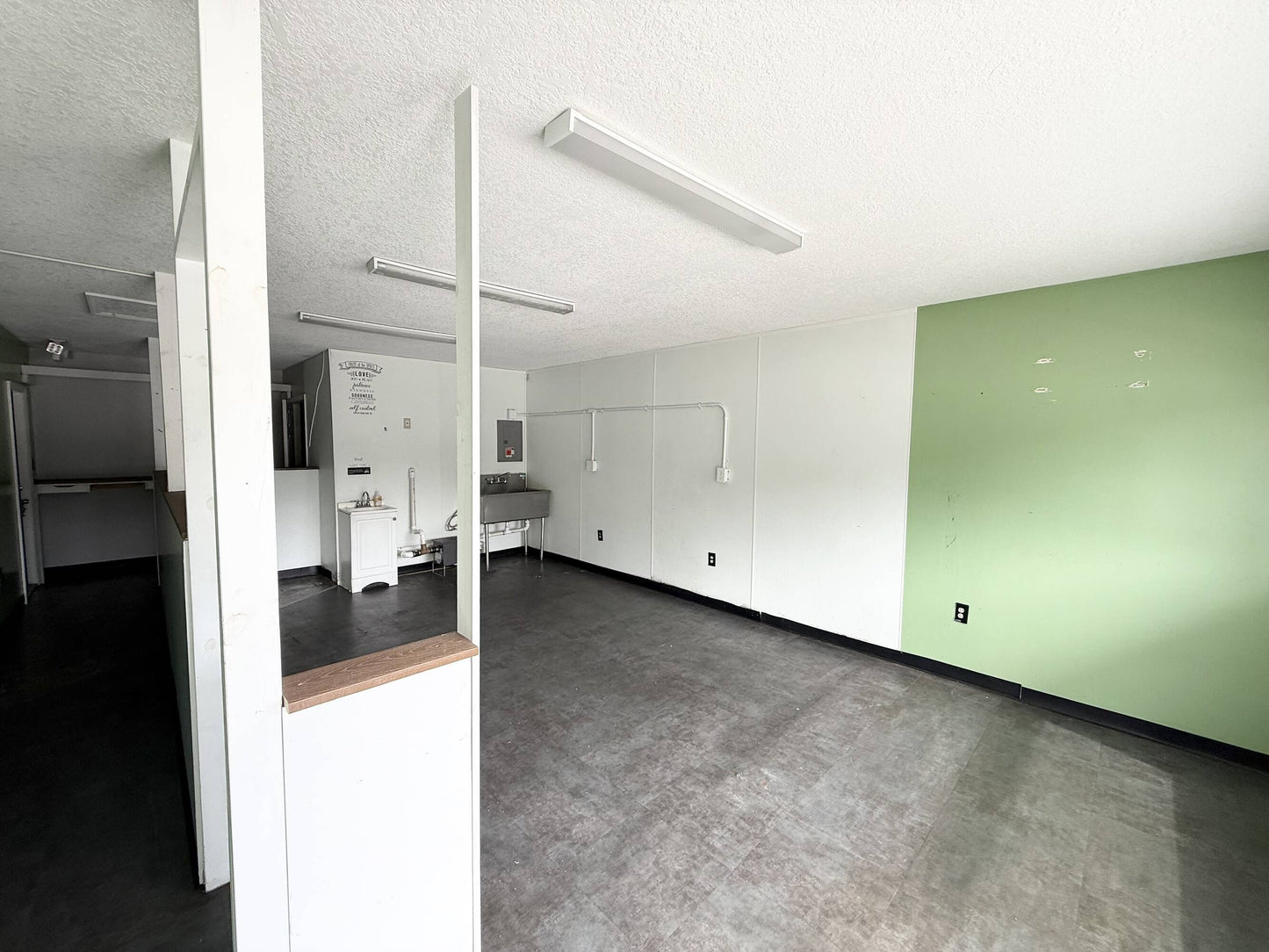 For Lease: 6219 Massachusetts Ave, New Port Richey, FL 34653