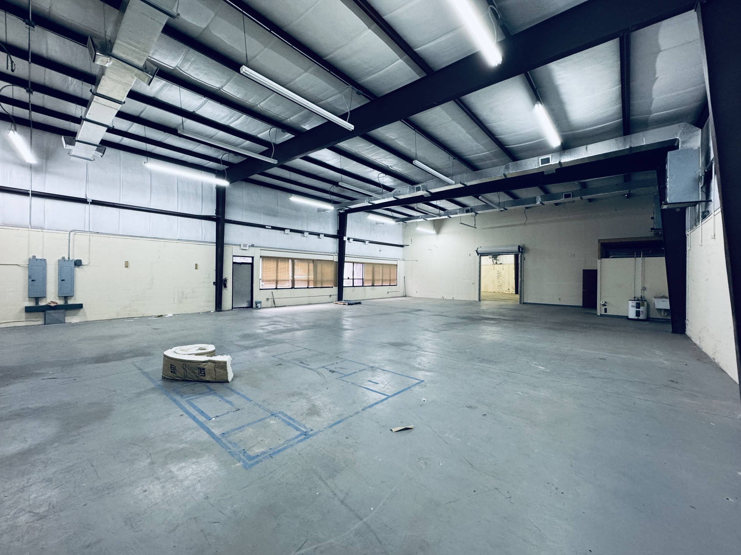 For Lease: 1901 Progress Ct Palm Harbor, FL 34683