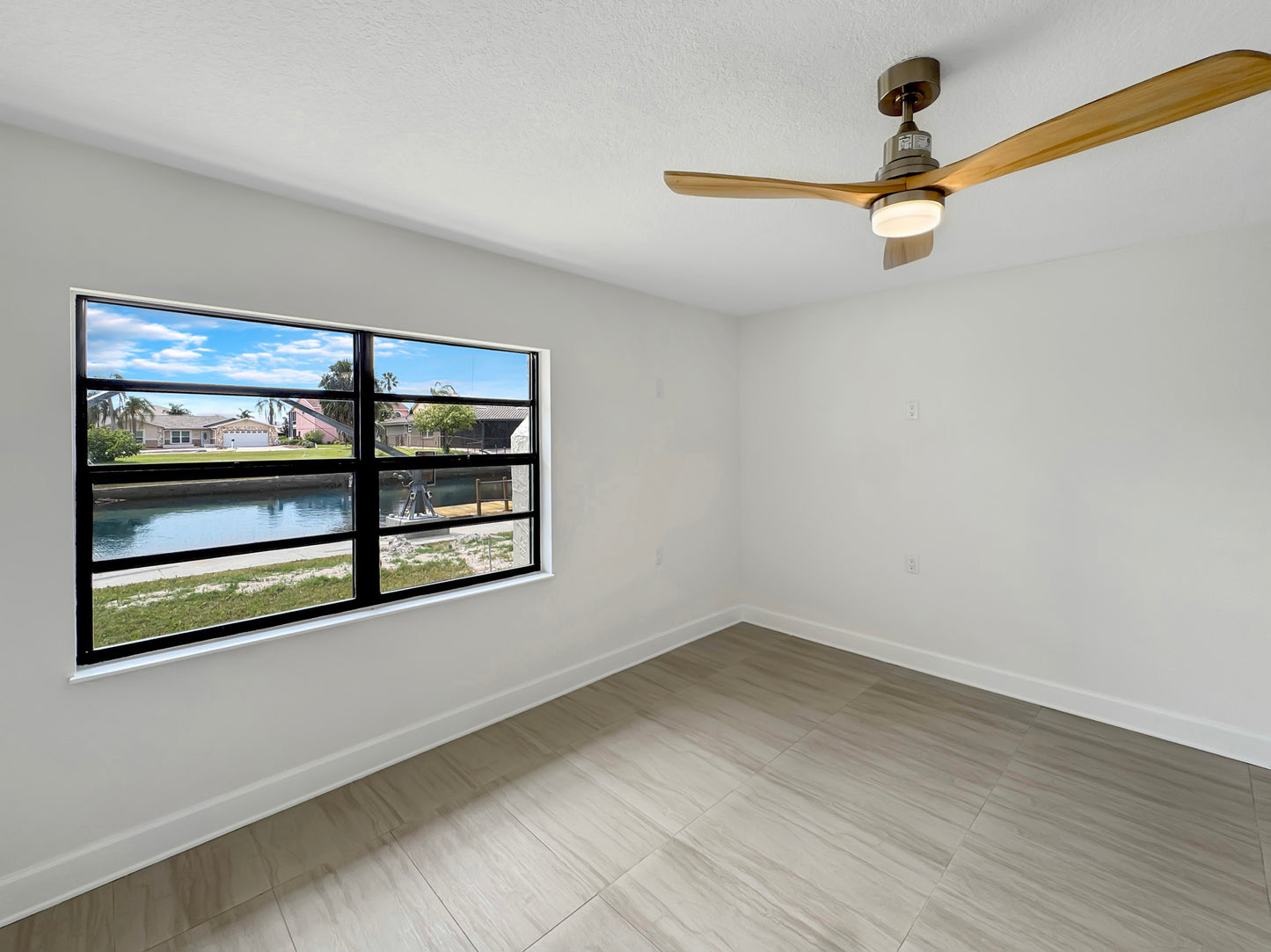 For Sale: 9907 Island Harbor Dr, Port Richey, FL 34668