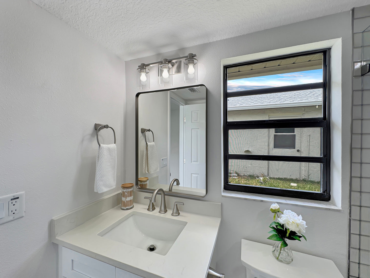 For Sale: 9907 Island Harbor Dr, Port Richey, FL 34668